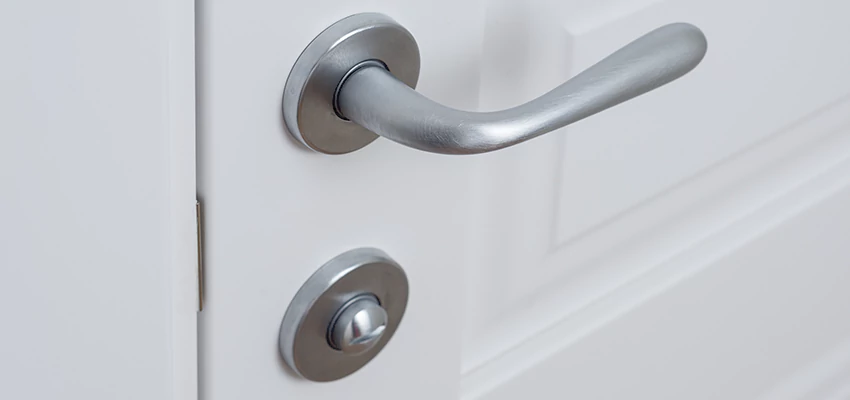 Single-Occupancy Restroom Locks Repair in East Porterville, California