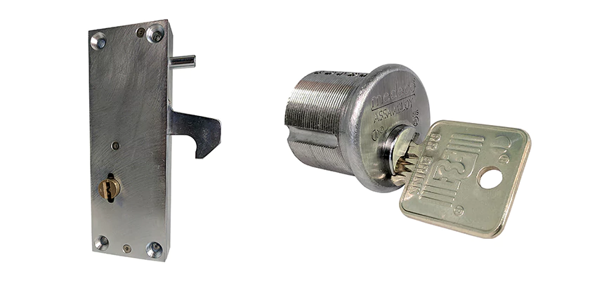 RR Fence Gates Brink Locks Repair in East Porterville, California