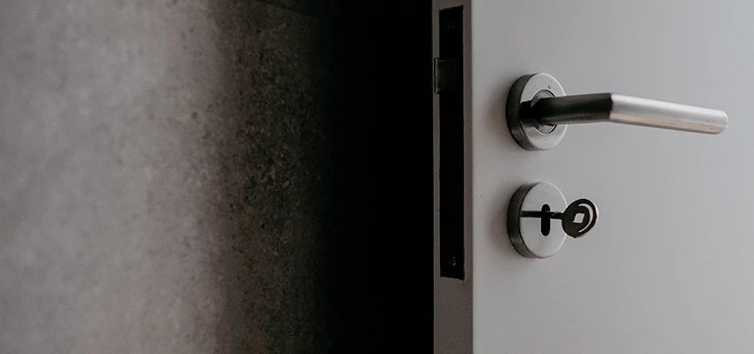 Front Door Handle Repair And Installation in East Porterville, CA